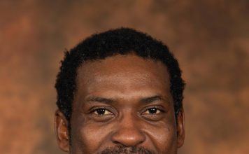 Minister Buti Manamela
